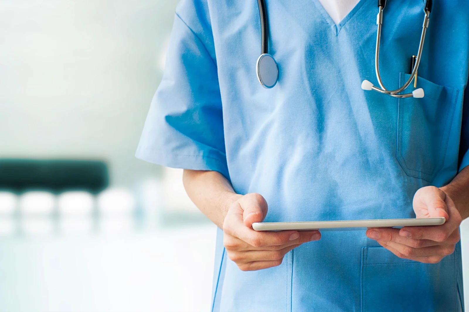 healthcare-mobile-analytics.webp